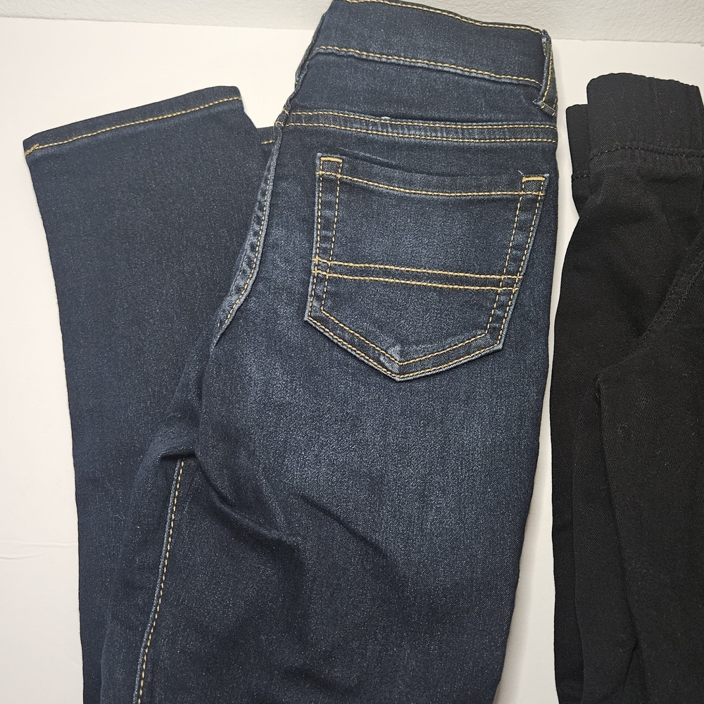 The Children's Place Dark Blue and Thereabouts Black Kids Pants Size 6 2pcs - Picture 5 of 9